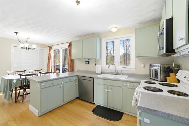 465 Clinton Street, Concord, NH 03301