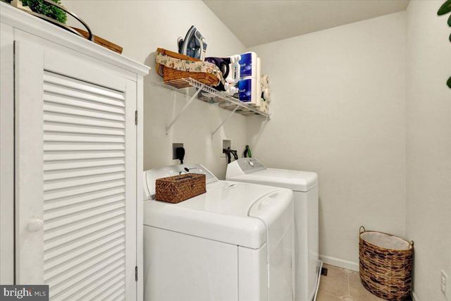 25 WHITEPINE GULCH, Reading, PA 19607