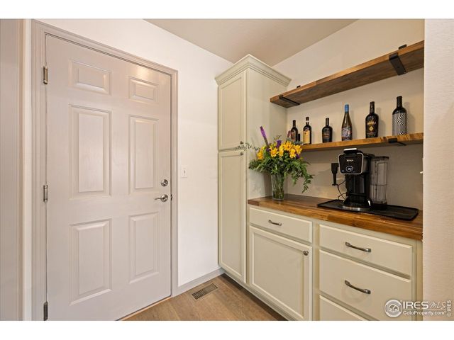 1195 W 50th St, Loveland, CO 80538