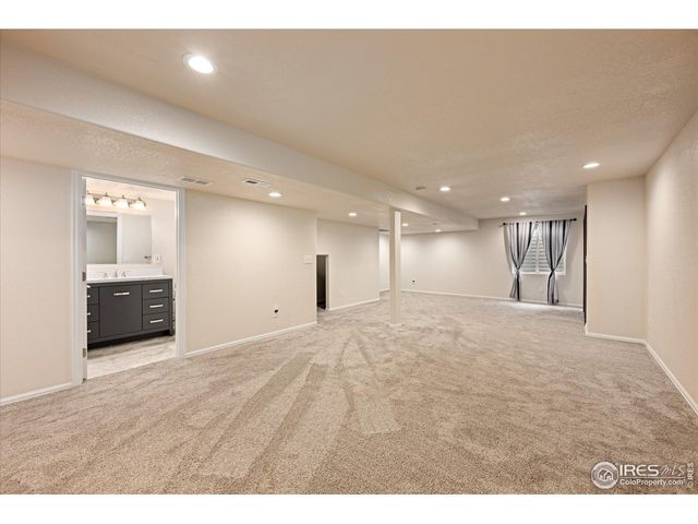 1195 W 50th St, Loveland, CO 80538