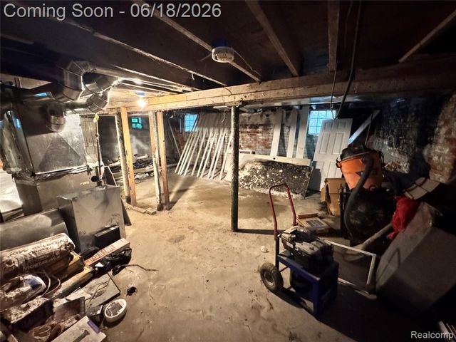 5131 Saint Clair Street, Detroit, MI 48213