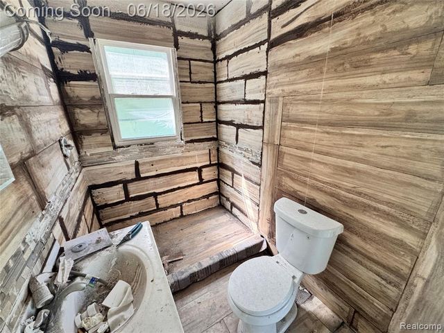 5131 Saint Clair Street, Detroit, MI 48213