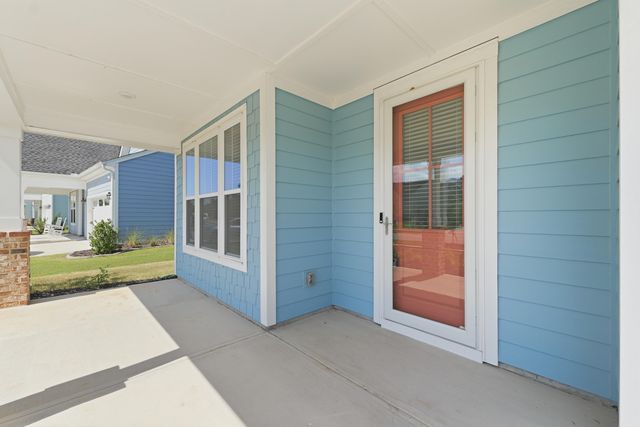 1315 Homecoming Boulevard, Ravenel, SC 29470