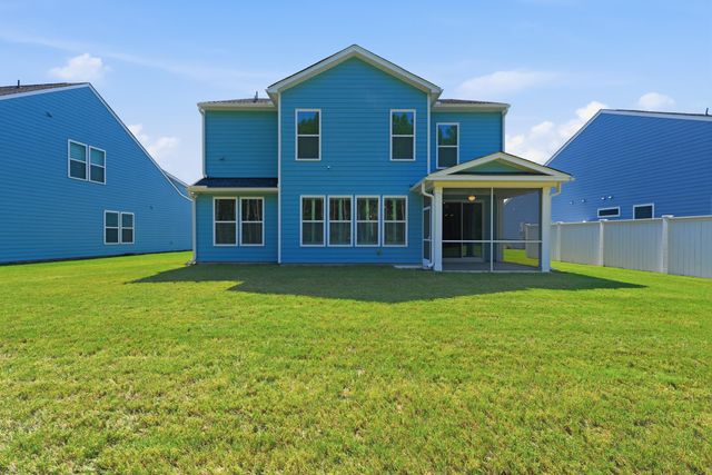 1315 Homecoming Boulevard, Ravenel, SC 29470