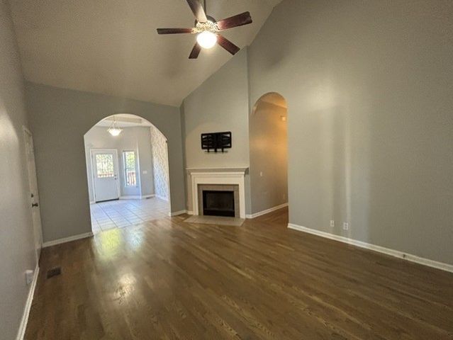 127 Iroquois Dr, White House, TN 37188