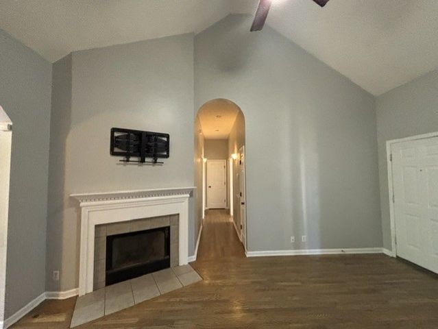 127 Iroquois Dr, White House, TN 37188