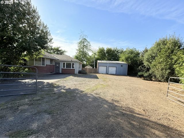 29891 S HIGHWAY 213, Molalla, OR 97038