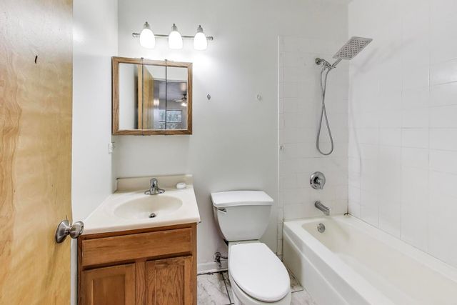 1431 W 108th Street C, Chicago, IL 60643