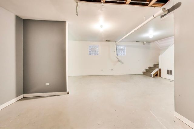 1431 W 108th Street C, Chicago, IL 60643