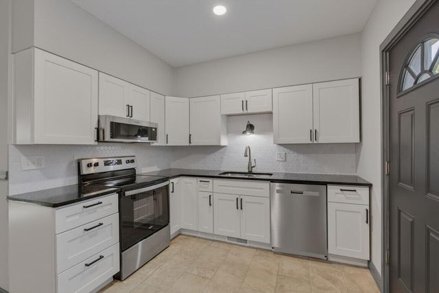 1706 Holman Avenue, Covington, KY 41011