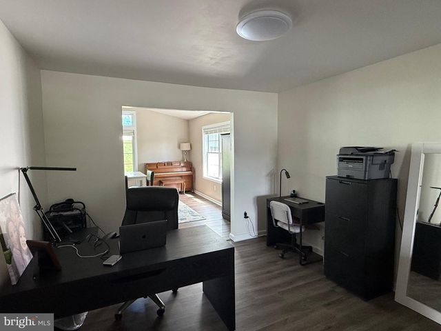 6074 MAYFAIR DR, Harrisburg, PA 17112