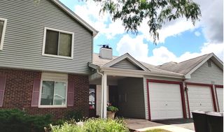 7030 Barrington Court 204, Woodridge, IL 60517