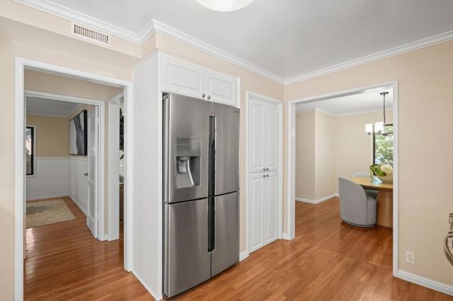 1037 Del Norte Avenue, Menlo Park, CA 94025