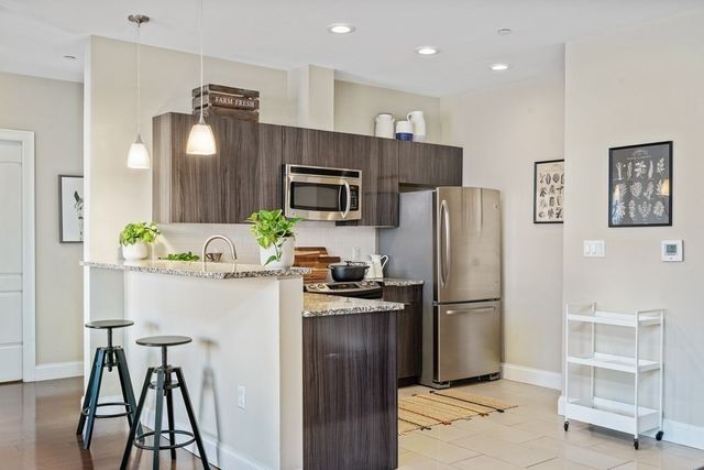 11 West Broadway 310, Boston, MA 02127