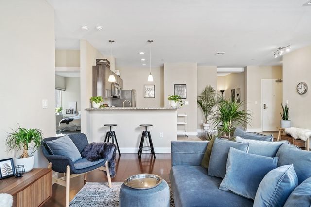11 West Broadway 310, Boston, MA 02127