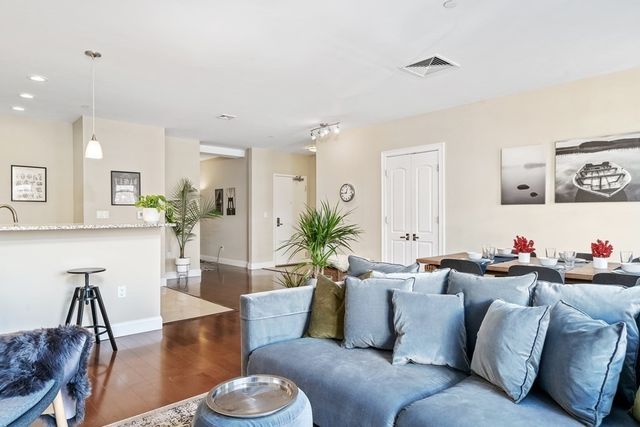 11 West Broadway 310, Boston, MA 02127