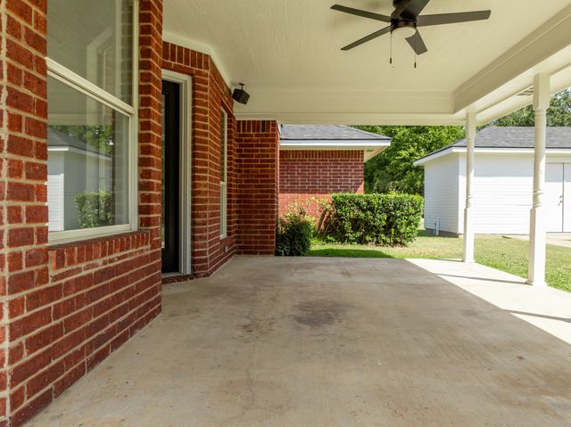 12187 Rolling Oaks Drive, Whitney, TX 76692