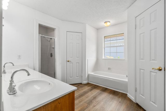 12187 Rolling Oaks Drive, Whitney, TX 76692