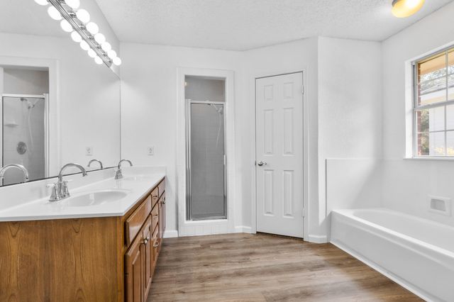 12187 Rolling Oaks Drive, Whitney, TX 76692