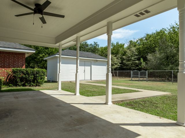 12187 Rolling Oaks Drive, Whitney, TX 76692