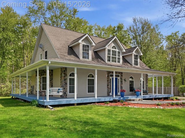 5790 Roberts Road, Cottrellville Township, MI 48039