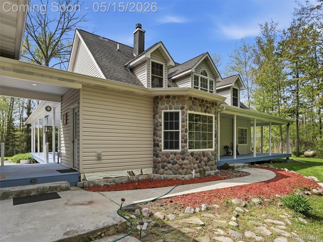 5790 Roberts Road, Cottrellville Township, MI 48039