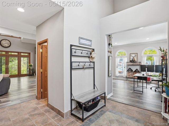 5790 Roberts Road, Cottrellville Township, MI 48039