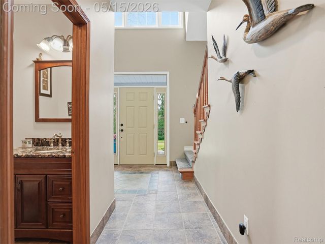 5790 Roberts Road, Cottrellville Township, MI 48039