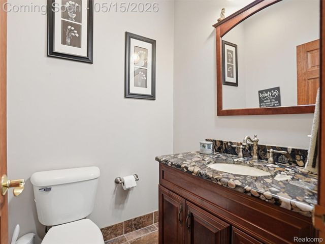 5790 Roberts Road, Cottrellville Township, MI 48039