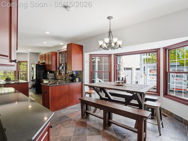 5790 Roberts Road, Cottrellville Township, MI 48039