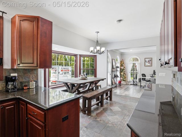 5790 Roberts Road, Cottrellville Township, MI 48039