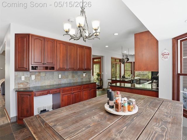 5790 Roberts Road, Cottrellville Township, MI 48039