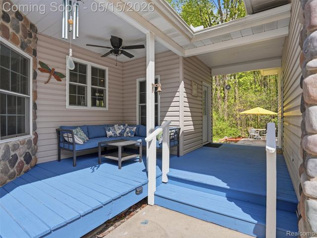 5790 Roberts Road, Cottrellville Township, MI 48039