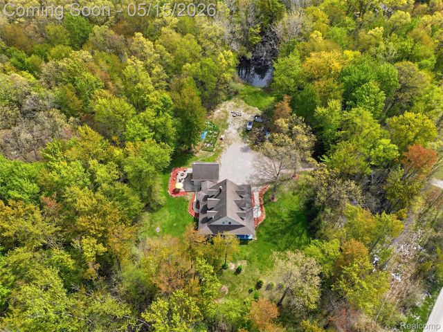 5790 Roberts Road, Cottrellville Township, MI 48039