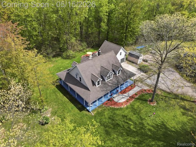 5790 Roberts Road, Cottrellville Township, MI 48039