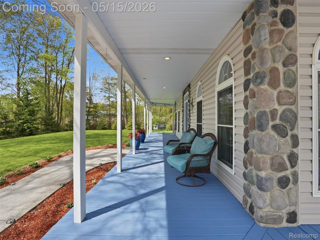 5790 Roberts Road, Cottrellville Township, MI 48039