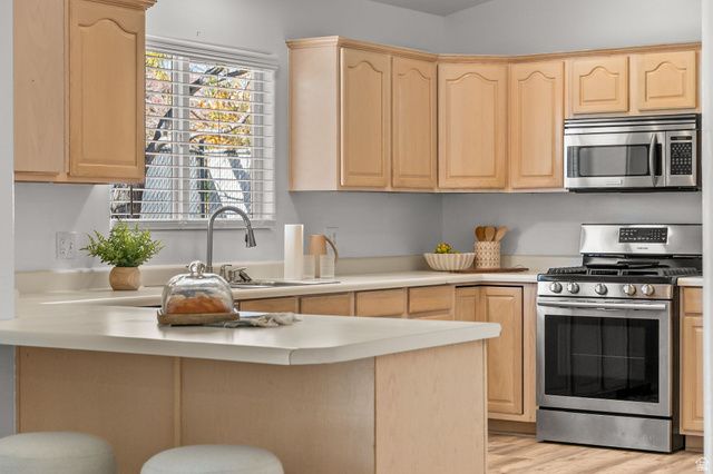 485 N 800 E, Washington, UT 84780