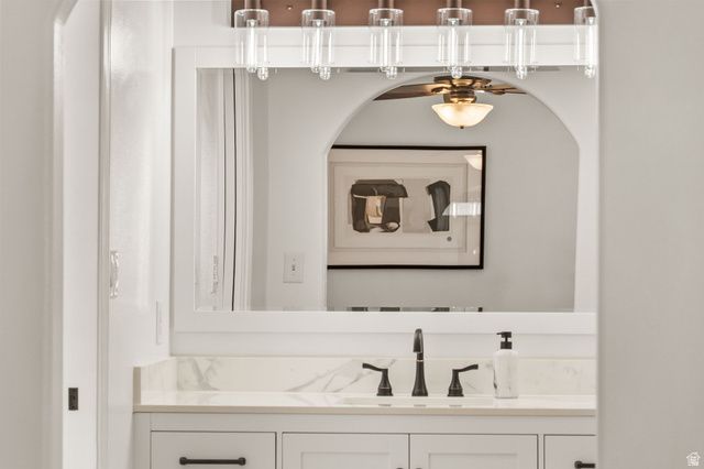 485 N 800 E, Washington, UT 84780