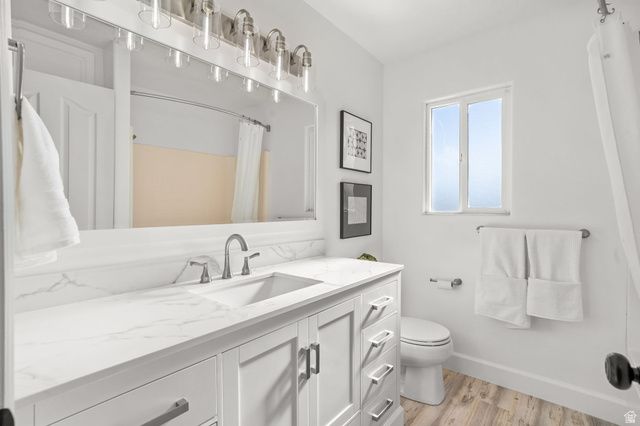 485 N 800 E, Washington, UT 84780