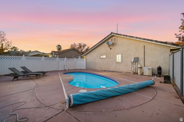 485 N 800 E, Washington, UT 84780