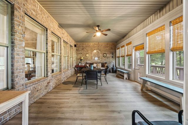 5339 E Wyman Road, Fayetteville, AR 72701