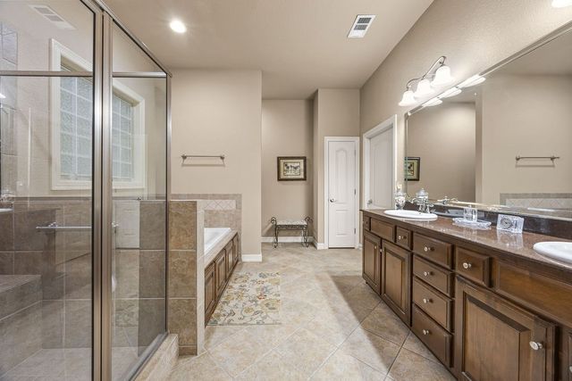 5339 E Wyman Road, Fayetteville, AR 72701