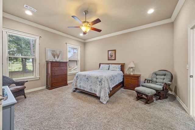 5339 E Wyman Road, Fayetteville, AR 72701