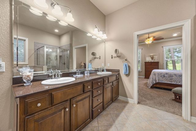 5339 E Wyman Road, Fayetteville, AR 72701