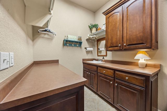 5339 E Wyman Road, Fayetteville, AR 72701