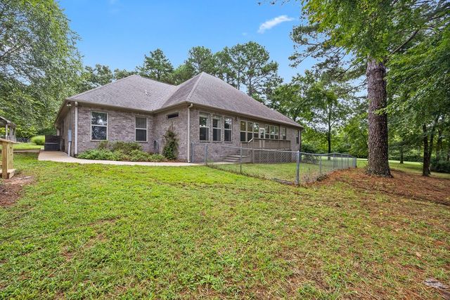 5339 E Wyman Road, Fayetteville, AR 72701
