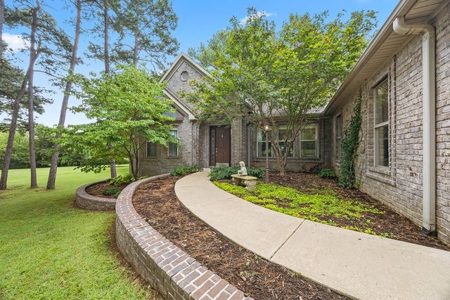 5339 E Wyman Road, Fayetteville, AR 72701