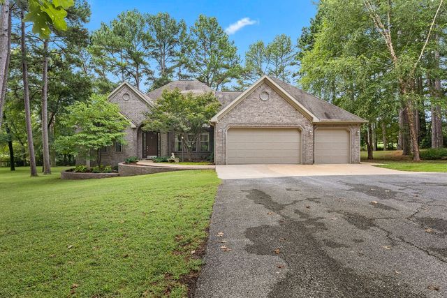 5339 E Wyman Road, Fayetteville, AR 72701