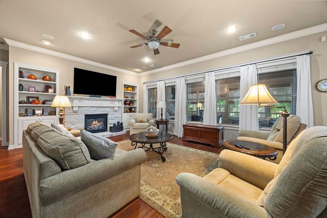 5339 E Wyman Road, Fayetteville, AR 72701
