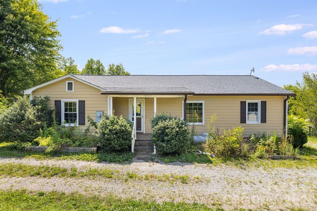 111 Bible School Road, Lake Lure, NC 28746